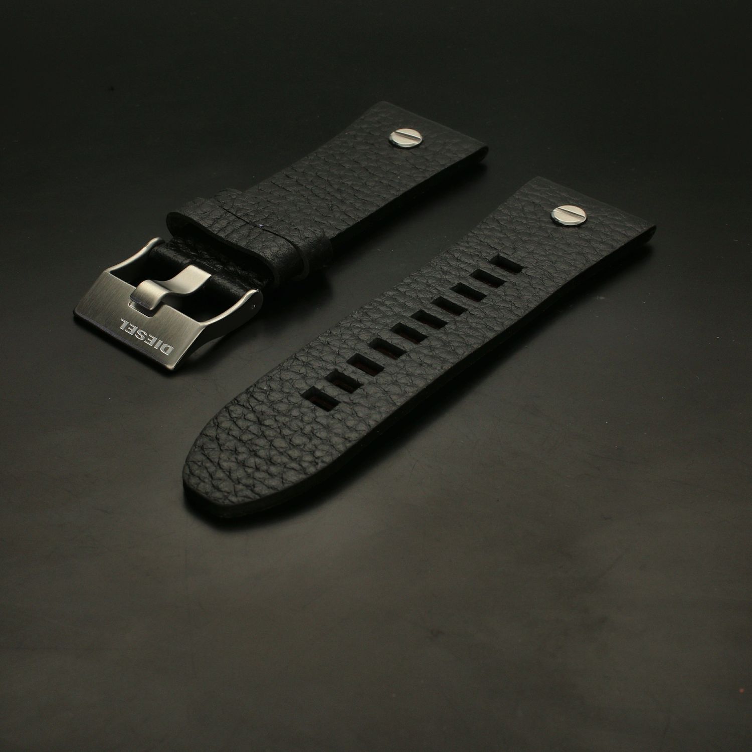 Oryginalny pasek Diesel DZ7313.jpg